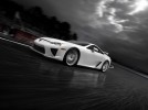 Prvn� Lexus LFA v proveden� N�rburging Package m� sv�ho majitele