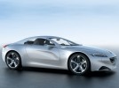 Peugeot SR1 je křišťálovou koulí blízké budoucnosti