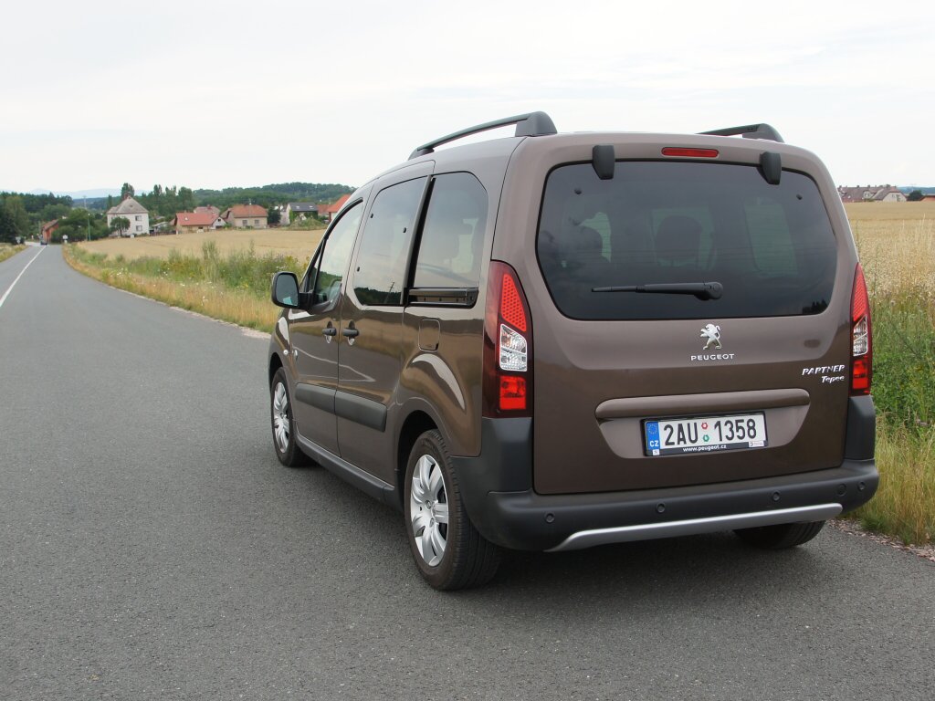Test: Peugeot Partner Tepee Outdoor - připraven pro rodinný život