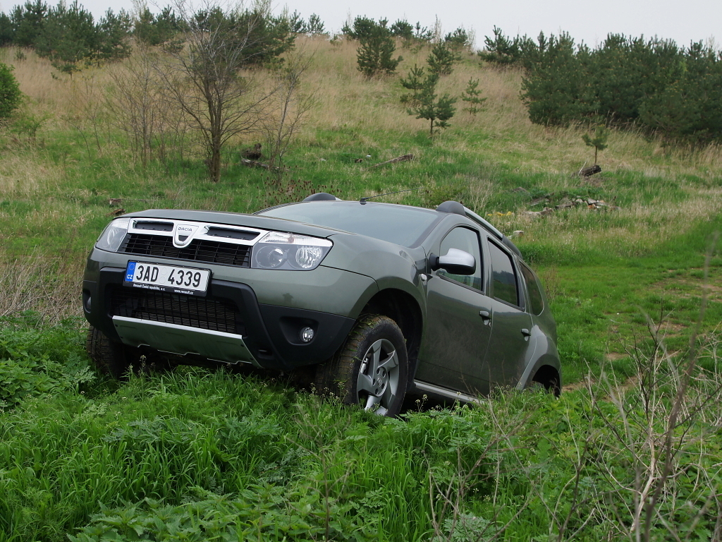 Test: Dacia Duster 4x4 1.5 dCi - král levných SUV