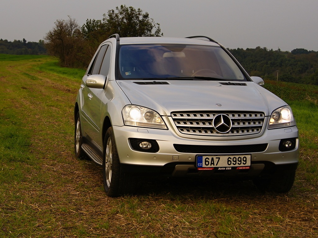 Recenze ojetiny: Mercedes Benz ML W164 - luxus za cenu Octavie