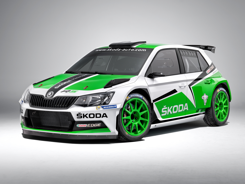 Nová Škoda Fabia R 5 v továrních barvách + kalendář akcí