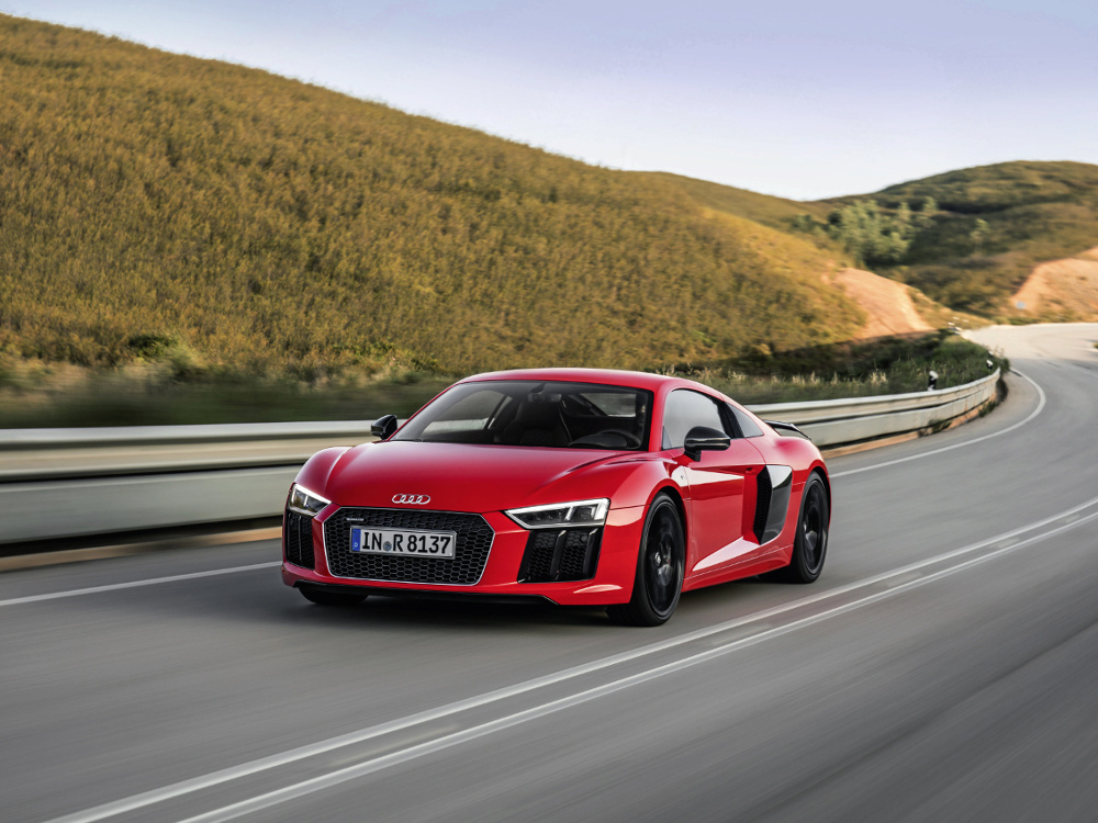 Video: Mr. Le Mans představuje nové Audi R8, které je v prodeji za 4,2 miliónu korun