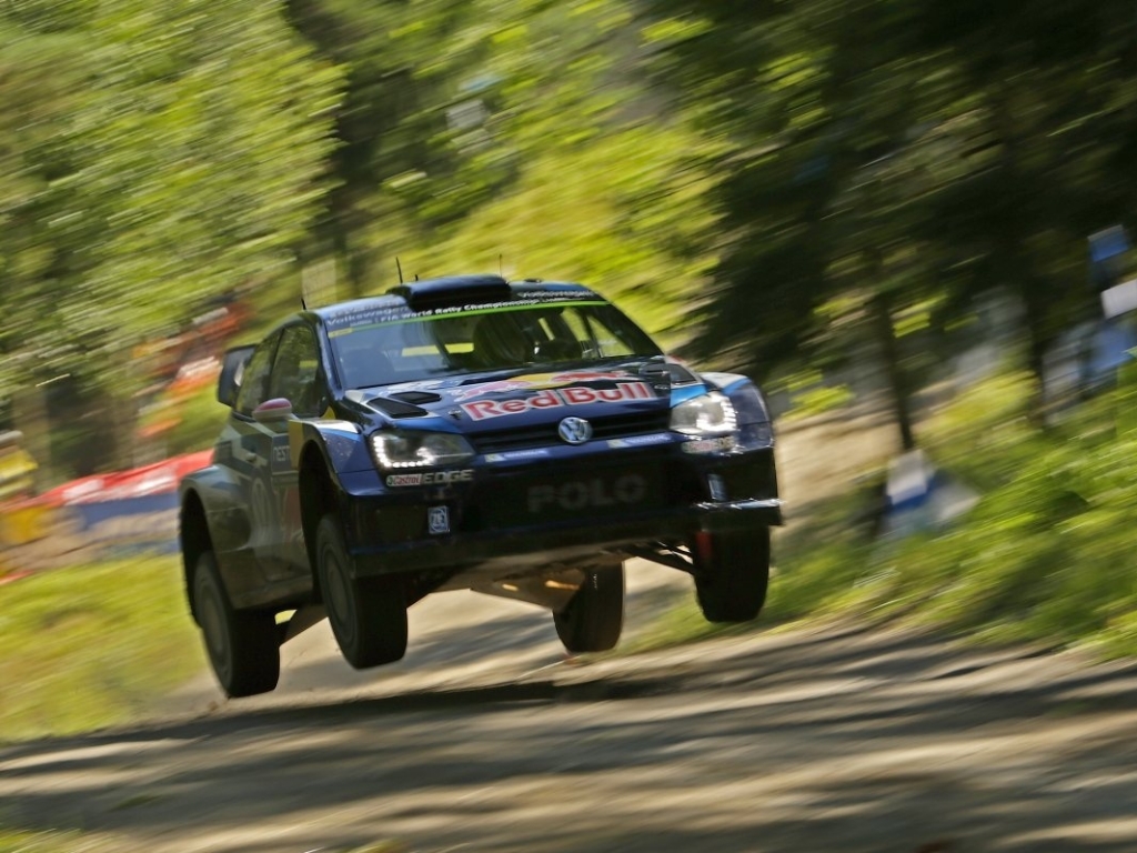 Jari-Matti Latvala vyhrál s Volkswagenem domácí Rallye Finsko