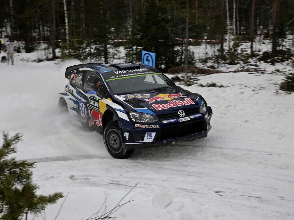 WRC: Švédskou rallye ovládl Volkswagen, kraloval Ogier