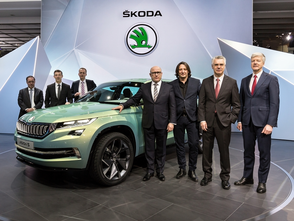 Ženevský autosalon 2016 živě - Škoda Vision S se povedla