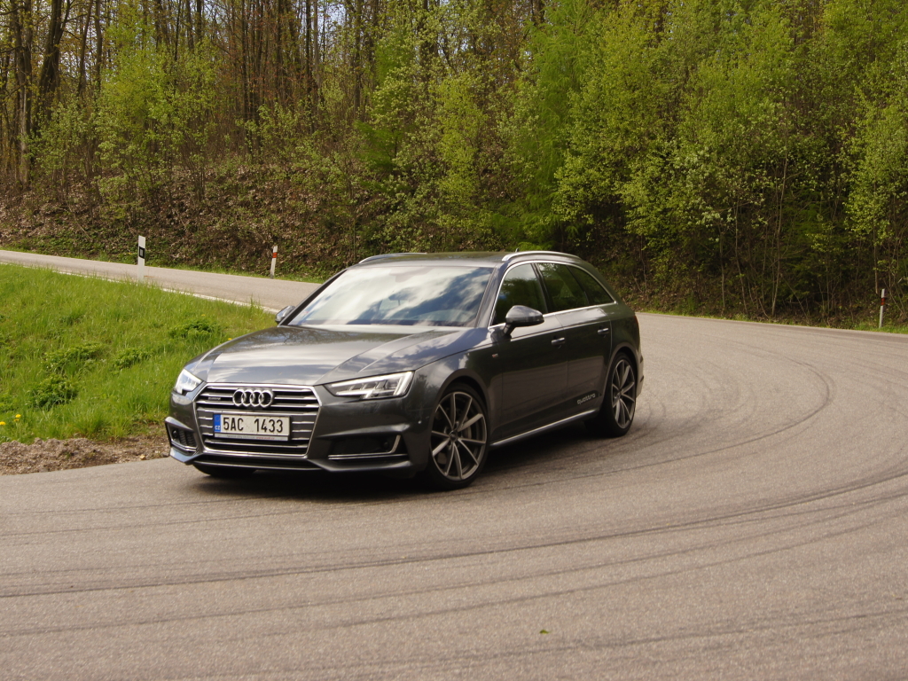 Test: Audi A4 Avant 3.0 TDI - náskok díky technice?