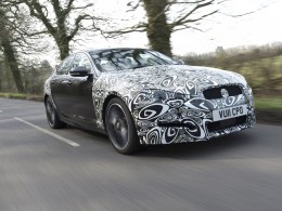 Jaguar přichází s dvojicí nových motorů 