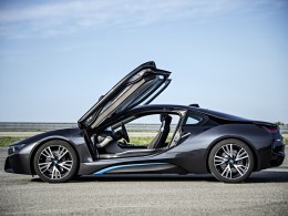 BMW i8 se dostane k zákazníkům v červnu