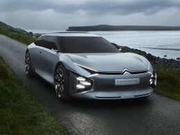 Citroën plánuje nový vlajkový sedan. Čekejte netradiční design a elektrifikaci