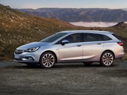 Opel v Česku prodal během 24 hodin 1303 vozů