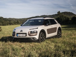 Test ojetiny: Citroën C4 Cactus 1.6 e-HDi ETG6 – ohromit a zaujmout