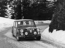 Velké vítězství pro malé auto: před 50 lety Mini vyhrálo Rally Monte Carlo