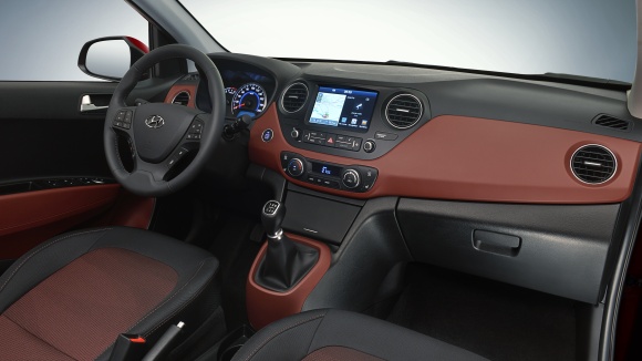 Nový Hyundai i10 bez klimatizace a rádia za 219 990 Kč