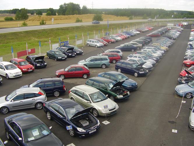 Ceny ojetých vozidel znovu rostly, nejprodávanějším modelem opět Škoda Octavia