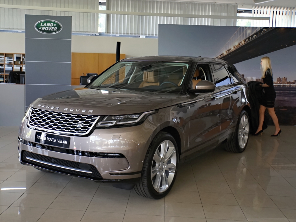 Range Rover Velar v Česku, připravte si něj 3 miliony 