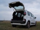 Fotografie k článku Test: Citroën C3 Picasso 1.4 VTi - design v první řadě