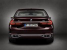 Fotografie k článku Nové BMW M760Li xDrive - vrchol nabídky má dvojitě dvanáctiválec TwinPower