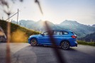 Fotografie k článku BMW X1 xDrive25e ujede 57 km na elektřinu a akusticky varuje chodce