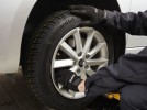 Fotografie k článku Nastává čas přezouvání pneumatik. Neriskujte při dojíždění zimních plášťů v létě