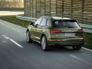 Fotografie k článku Omlazené Audi Q5 už jen jako hybrid. Vybrat si ale můžete vzhled zadních svítilen