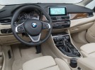 Fotografie k článku Přichází BMW 2 Active Tourer s pohonem předních kol