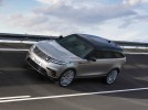 Fotografie k článku Range Rover Velar - všechno jinak a konec tlačítek