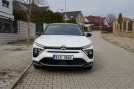 Fotografie k článku Test: Citroën C5 X PHEV 225 ë-EAT8 Shine Pack – nadpozemský komfort nemusí být drahý