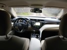 Fotografie k článku Test: Toyota Camry 2.5 Hybrid - klid a pohodlí za rozumné peníze