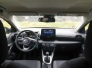 Fotografie k článku Test: Toyota Yaris 1.5 Dynamic Force v mnoha ohledech překračuje třídu malých aut