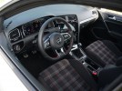 Fotografie k článku Test: Volkswagen Golf GTI - špičkové auto se sterilní zábavou
