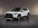 Toyota představuje nové SUV Corolla Cross, změnšeninu RAV4