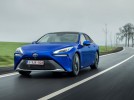 V Paříži začne jezdit 600 nových vodíkových taxi Toyota Mirai