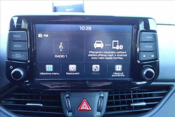 Hyundai i30 1,4 T-GDi,ČR,1 MAJ.,52TIS.KM. - foto 23