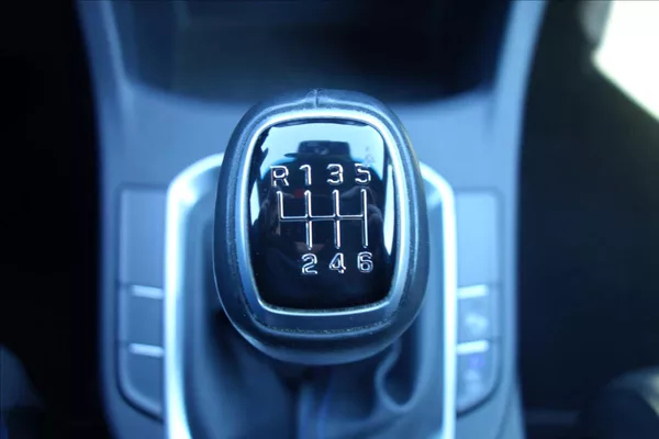Hyundai i30 1,4 T-GDi,ČR,1 MAJ.,52TIS.KM. - foto 31