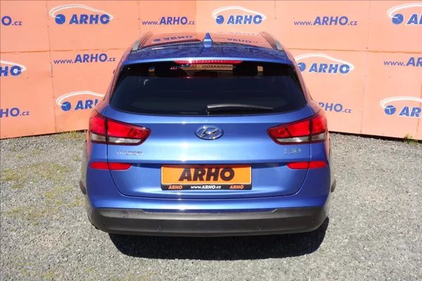 Hyundai i30 1,4 T-GDi,ČR,1 MAJ.,52TIS.KM. - foto 6