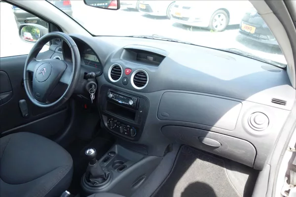 Citroën C2 1,1 i, ČR, ENTREPRISE. - foto 10
