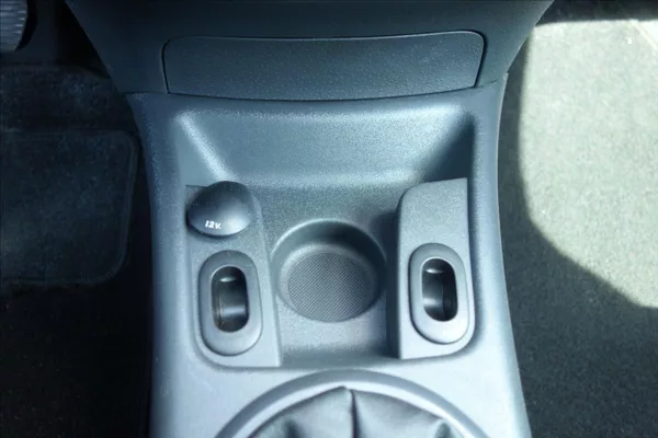 Citroën C2 1,1 i, ČR, ENTREPRISE. - foto 17