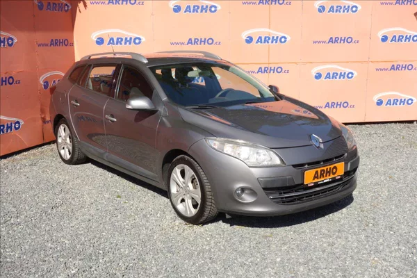 Renault Mégane 1,9 DCi 96KW, ČR, SERVIS.KN.