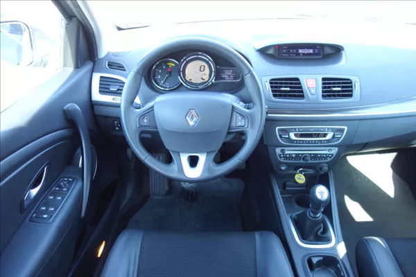 Renault Mégane 1,9 DCi 96KW, ČR, SERVIS.KN. - foto 17