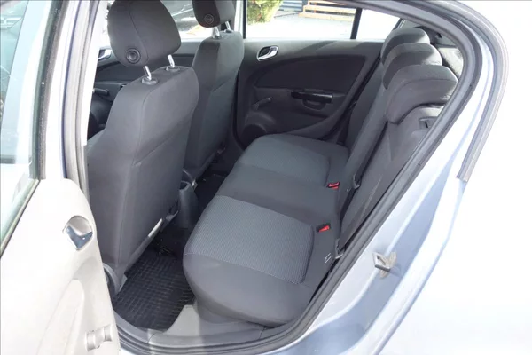 Opel Corsa 1,2 i, ČR, SERVIS.KN., KLIMA. - foto 13