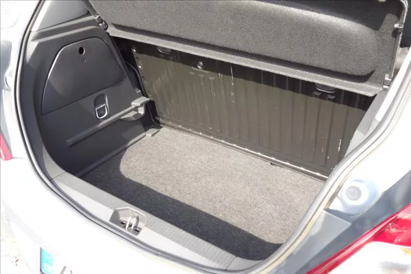 Opel Corsa 1,2 i, ČR, SERVIS.KN., KLIMA. - foto 15