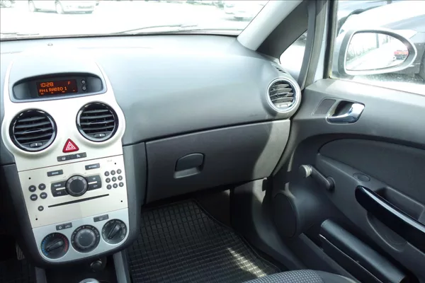 Opel Corsa 1,2 i, ČR, SERVIS.KN., KLIMA. - foto 19