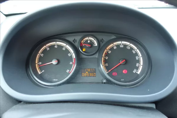 Opel Corsa 1,2 i, ČR, SERVIS.KN., KLIMA. - foto 25