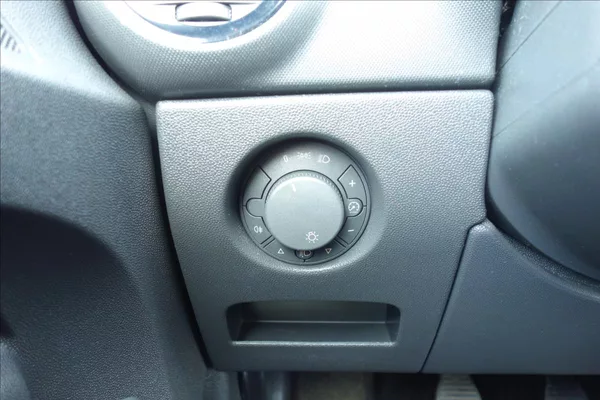 Opel Corsa 1,2 i, ČR, SERVIS.KN., KLIMA. - foto 27