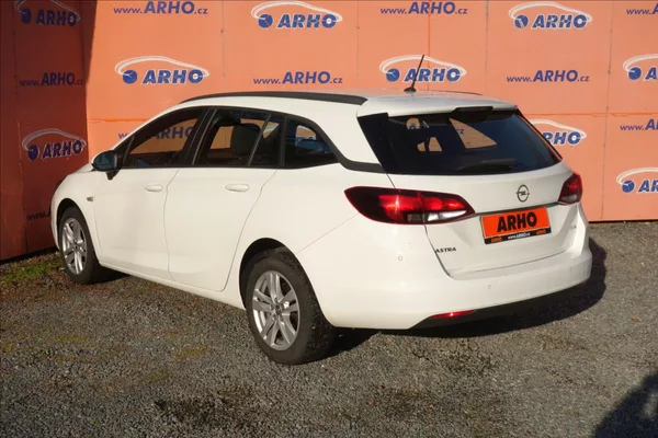 Opel Astra 1,6 CDTi 81KW, ČR, 1 MAJITEL. - foto 5