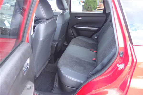 Suzuki Vitara 1,4 BJet,ČR,SERV.KN.,ELEGANCE. - foto 15