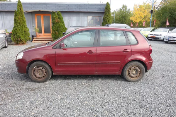Volkswagen Polo 1,2 i, ČR, SERV.KN., COMFORT. - foto 3
