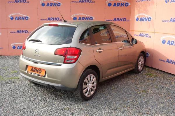 Citroën C3 1,4 i, ČR, SERV.KN., CHROM. - foto 7