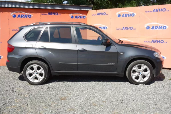 BMW X5 40d 225KW,xDRIVE,NAVIGACE. - foto 5